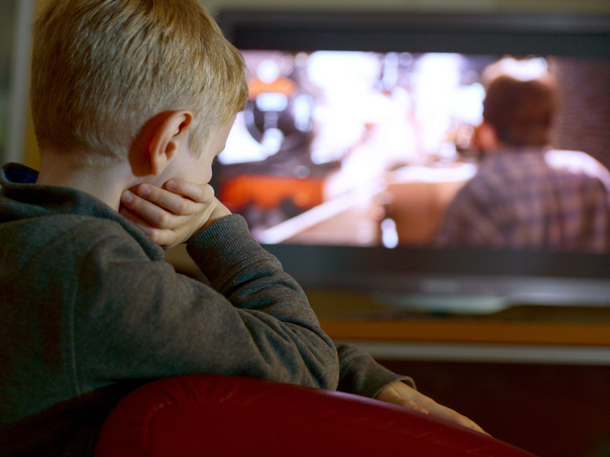 Fernseher schlägt Handy – wenn Kinder Medien konsumieren