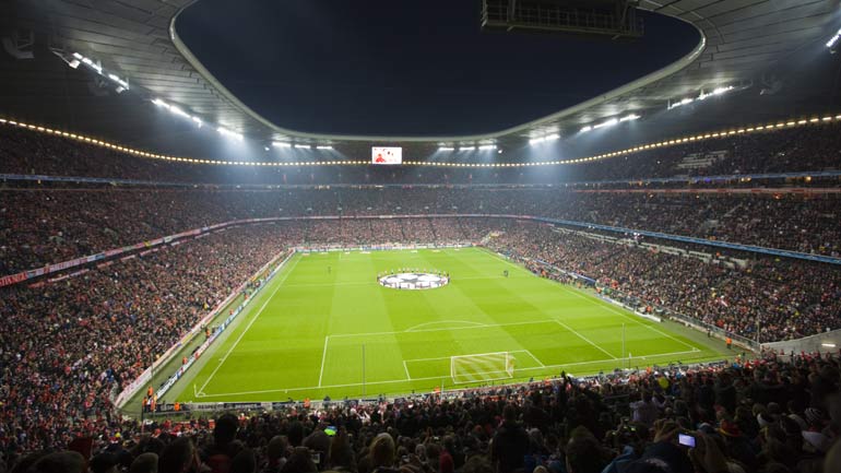 Allianz Arena in München darf wieder voll besetzt werden