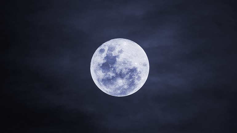 Blue Moon an Halloween über Bayern zu sehen