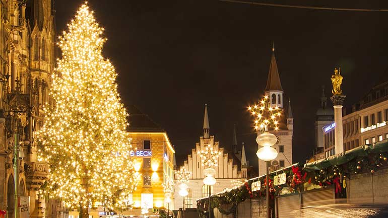 Entscheidung;: Der Christkindlmarkt auf dem Marienplatz findet statt