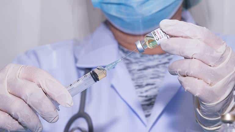 Neue Coronavirus-Variante: Wirkt die Impfung trotzdem?