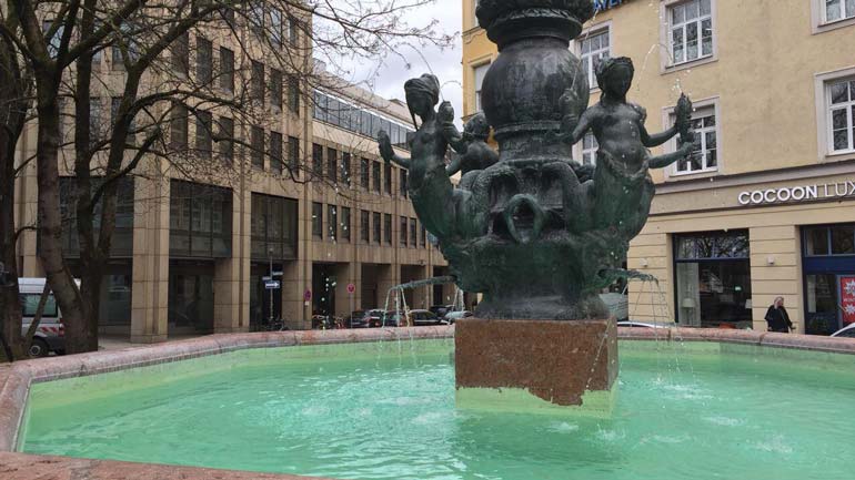 Die Brunnen in München sprudeln wieder