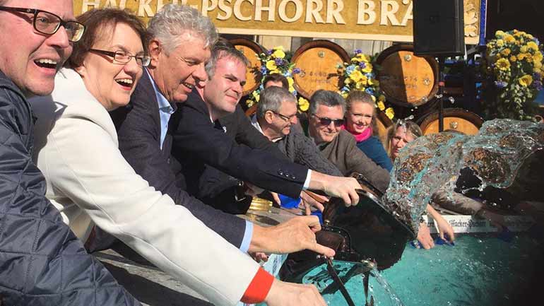 Geldbeutelwaschen am Marienplatz