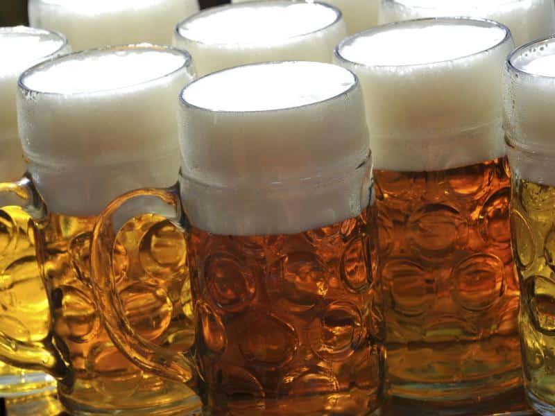 Mass Bier auf dem Oktoberfest soll unter 11 Euro bleiben