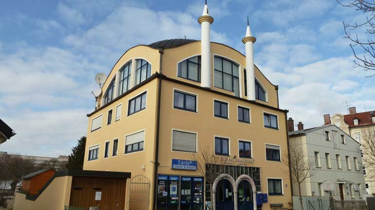 Zwei Münchner Moscheen bedroht