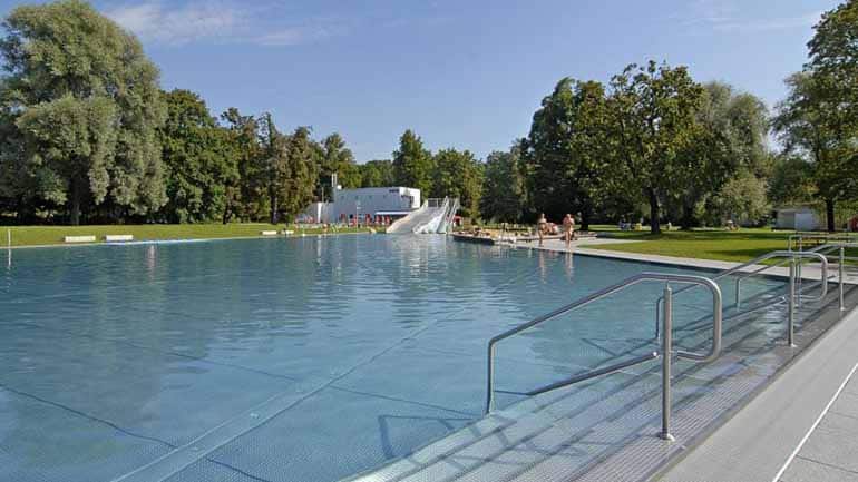 Münchens erstes Freibad öffnet am Wochenende