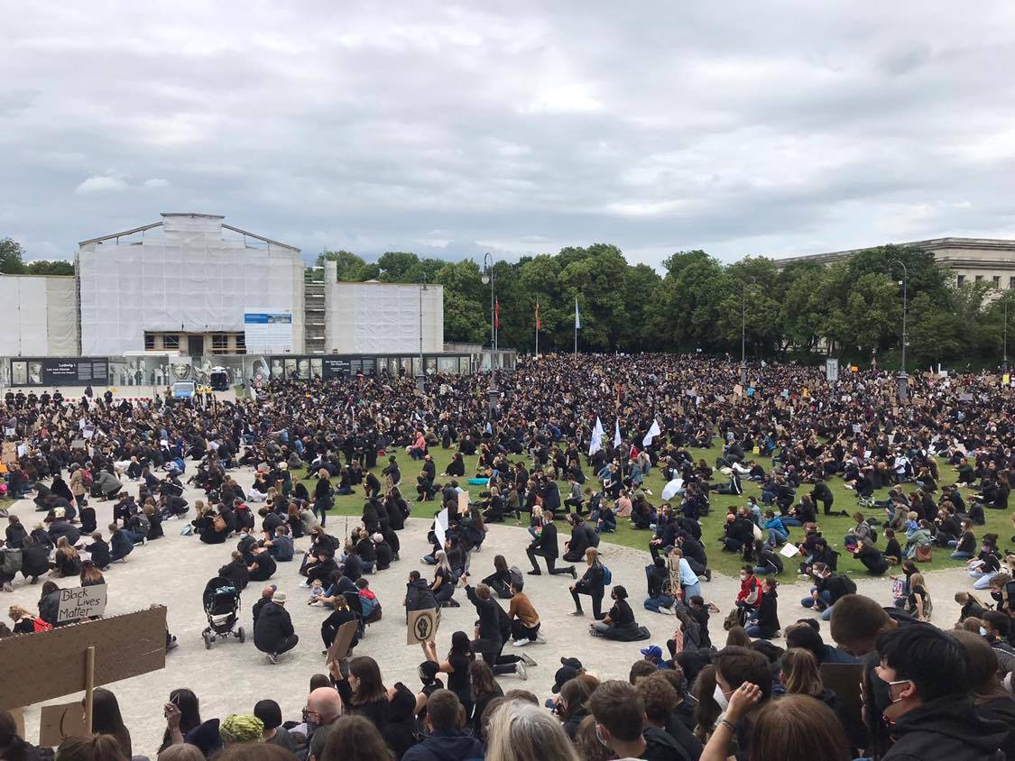 Silent Demo am Königsplatz: 200 waren zugelassenen, 25.000 demonstrierten