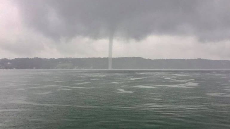 Tornado über dem Starnberger See