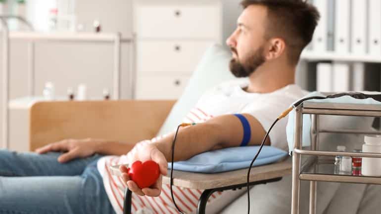 Blutkonserven werden knapp: Hier kannst du in München Blut spenden