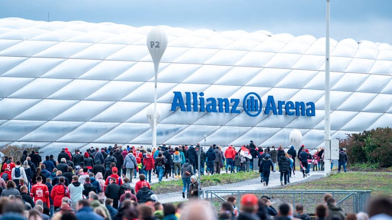 Inzidenz in München: So viele Bayern-Fans dürfen am Freitag in die Allianz Arena