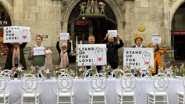 Protest der Hochzeitsbranche auf dem Marienplatz