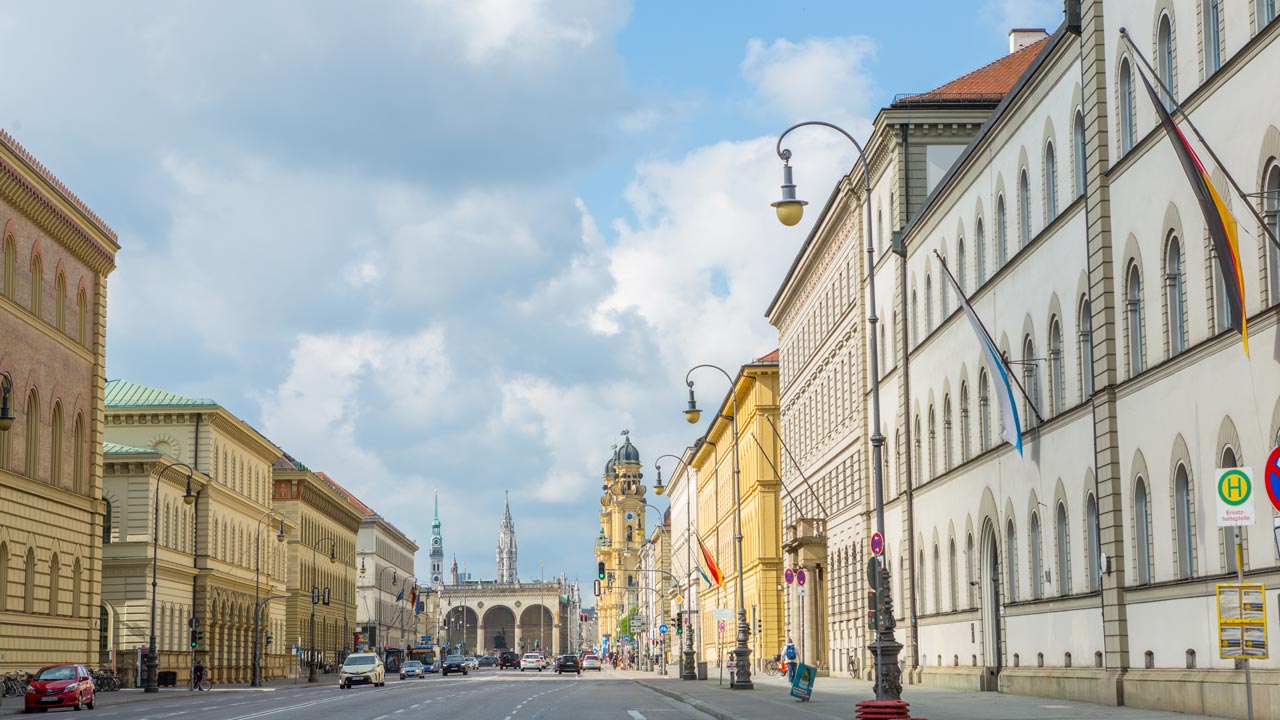 Feiern mit Vorsicht: Partymeile Leopoldstraße – das ist erlaubt und das ist verboten