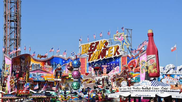 8 Tipps um auf der Wiesn günstiger weg zu kommen