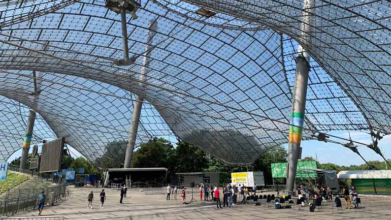 Kostenlose Sommerbühne im Olympiastadion