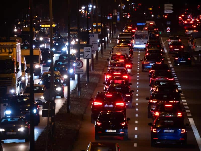 München: Pendler stehen wieder mehr im Stau – bis zu 3 Tage