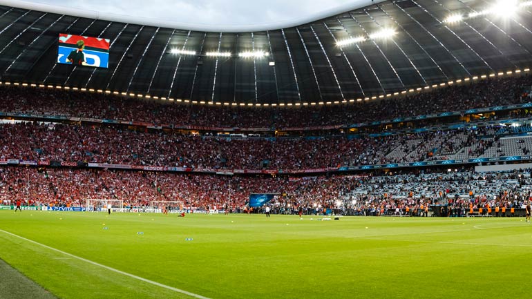 Schon bald wieder Fans im Fußball-Stadion?