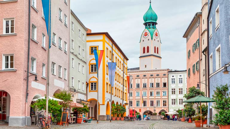 Rosenheim: Erste Stadt in Bayern verschärft die Corona-Regeln wieder