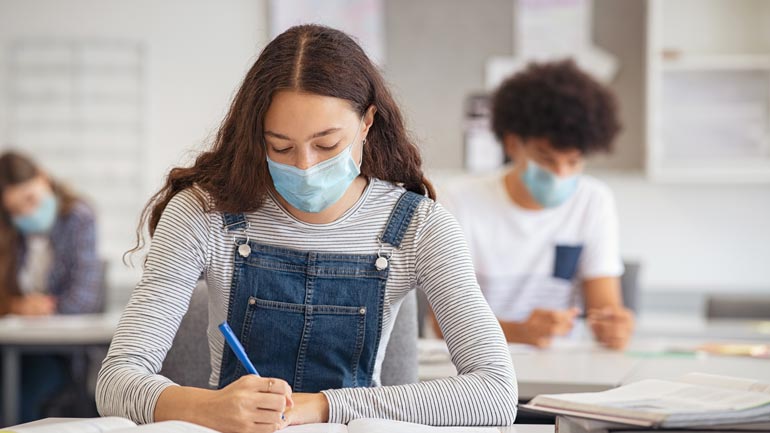 Söder kündigt Rückkehr zur Testpflicht für geimpfte Schüler an