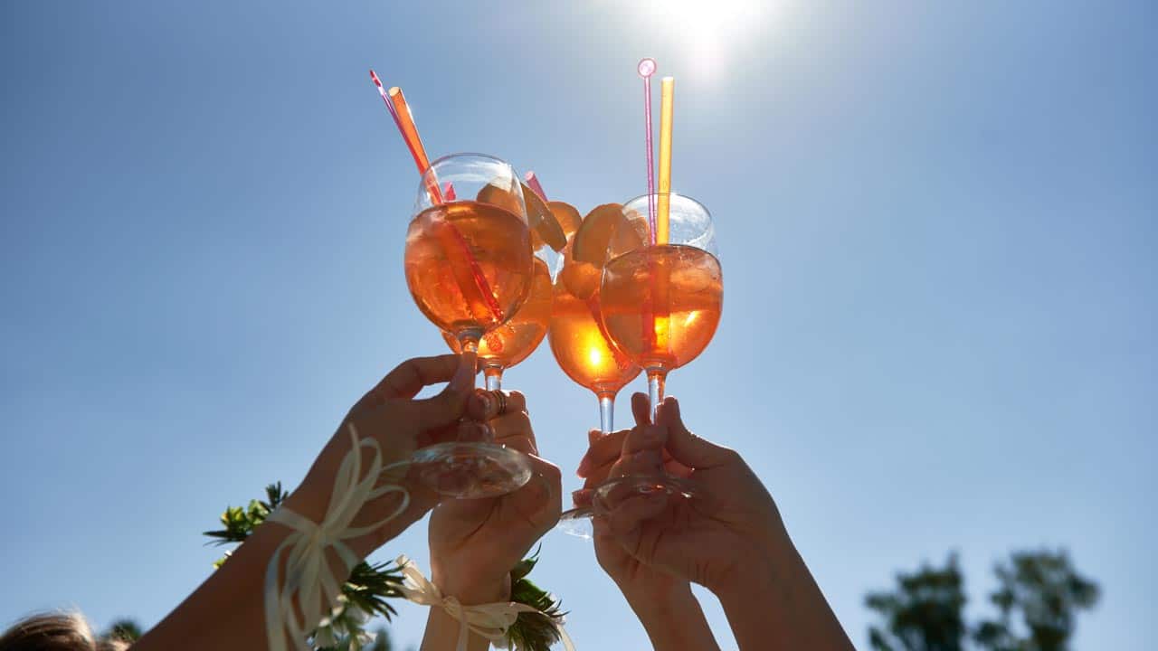 Coole Drinks für den Sommer: Die besten Rezepte für Spritz-Getränke