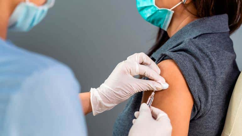 STIKO empfiehlt Auffrischimpfungen bereits nach drei Monaten