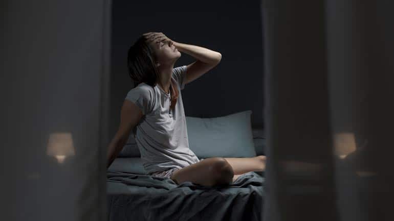 Ungesunde Gewohnheit: Darum solltest du nicht mit offenem Fenster schlafen