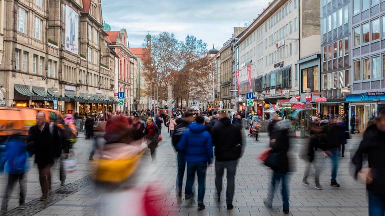 Vorschlag: Zugang zu Fußgängerzonen nur mit Ticket