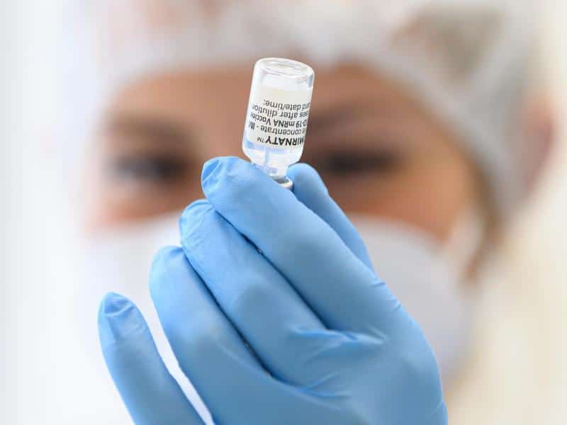 Stiko empfiehlt dritte Impfung für bestimmte Risikopatienten