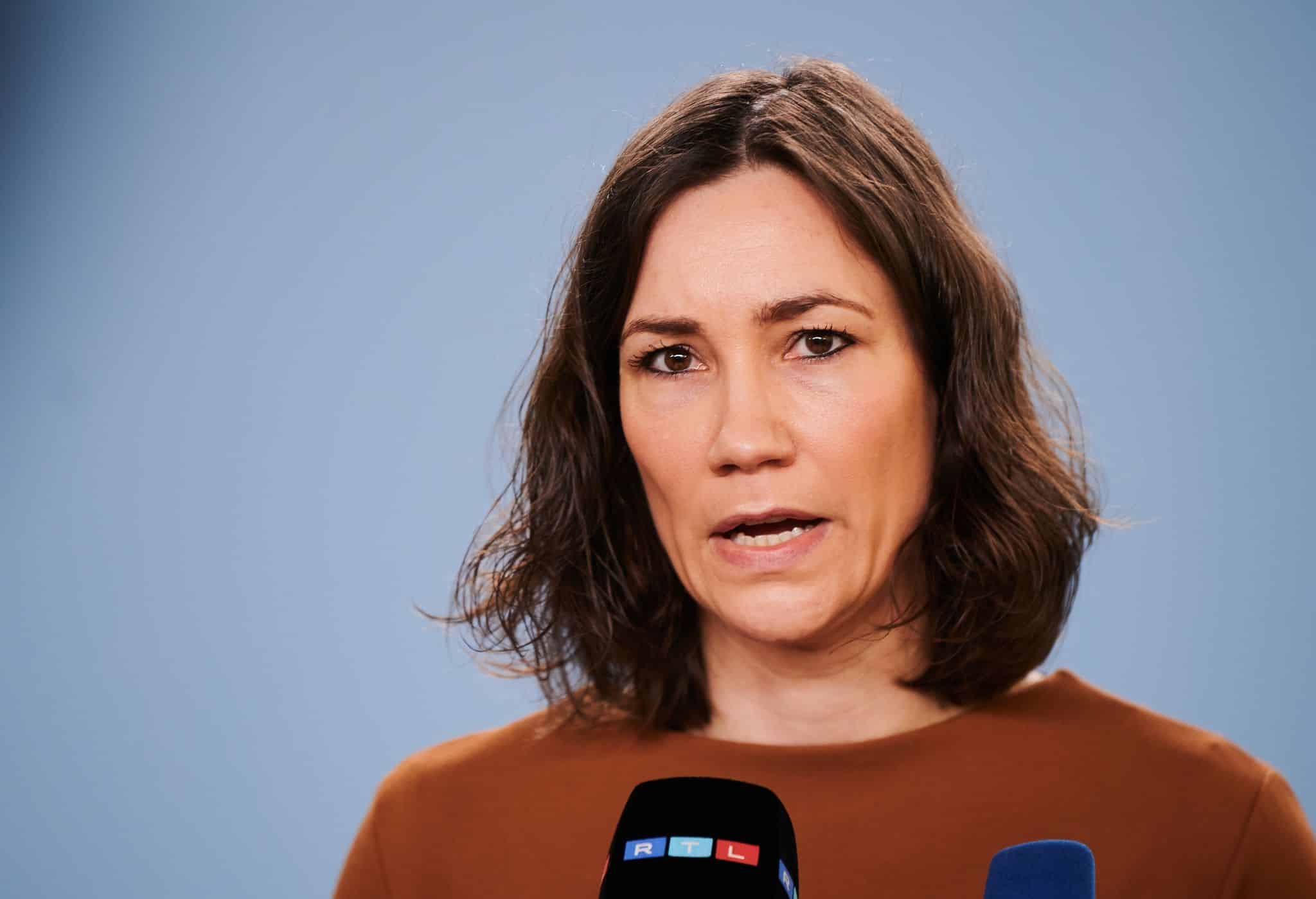 Nach Urlaubsskandal: Familienministerin Spiegel tritt zurück