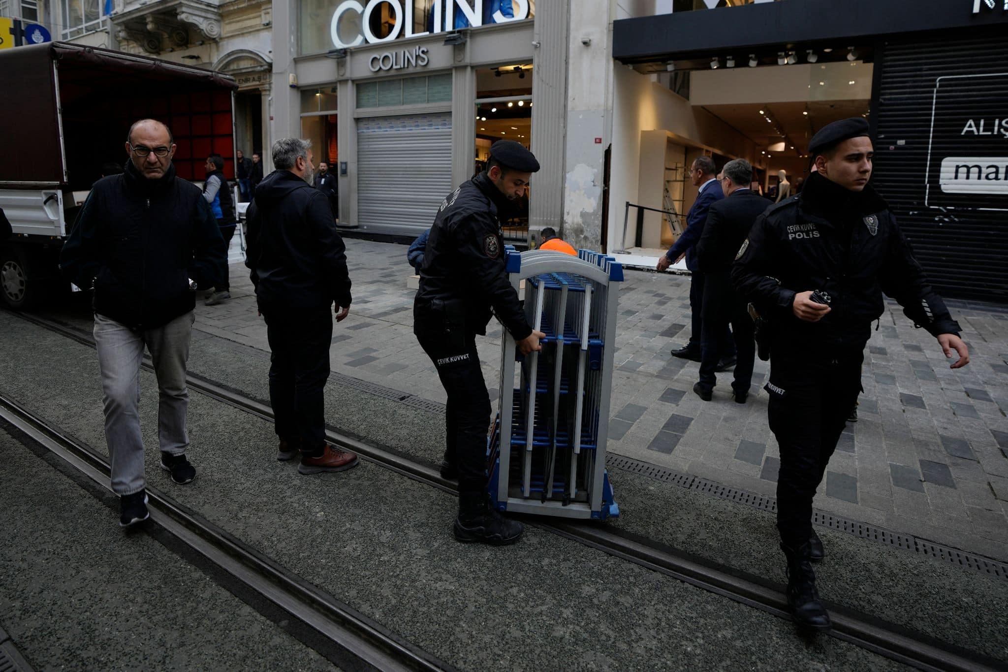 Verdächtige nach Bombenanschlag in Istanbul festgenommen