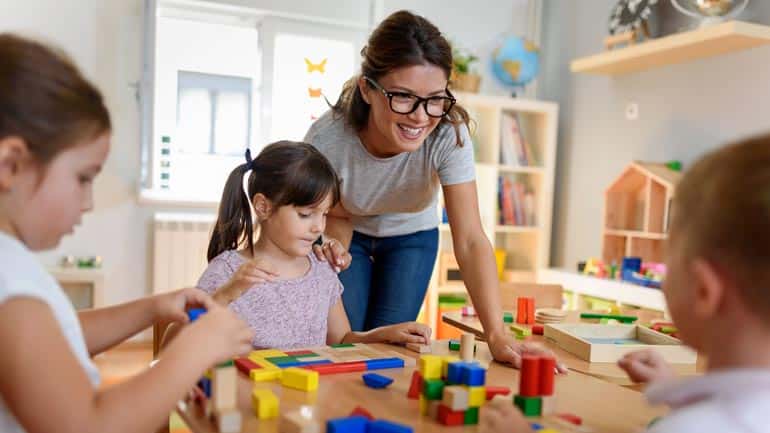 Weitere Lockerungen bei der Kinderbetreuung in Bayern