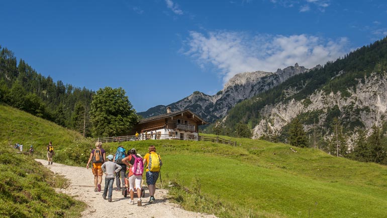 In Bayern öffnen die Berghütten: Diese Regeln gelten für Touristen
