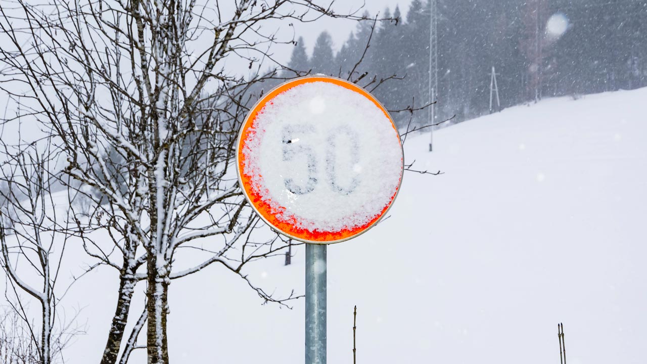 Schnee und Sturm: Worauf du im Winterverkehr achten musst