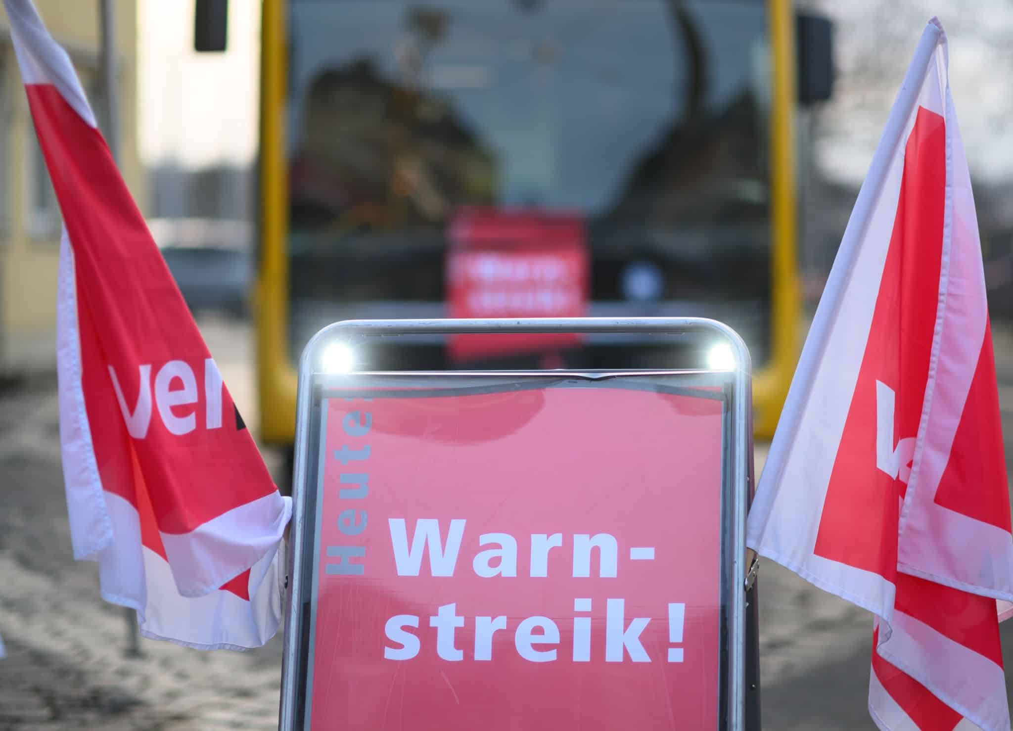 Nicht in Bayern: Verdi kündigt Streikwelle bei Bussen und Bahnen an