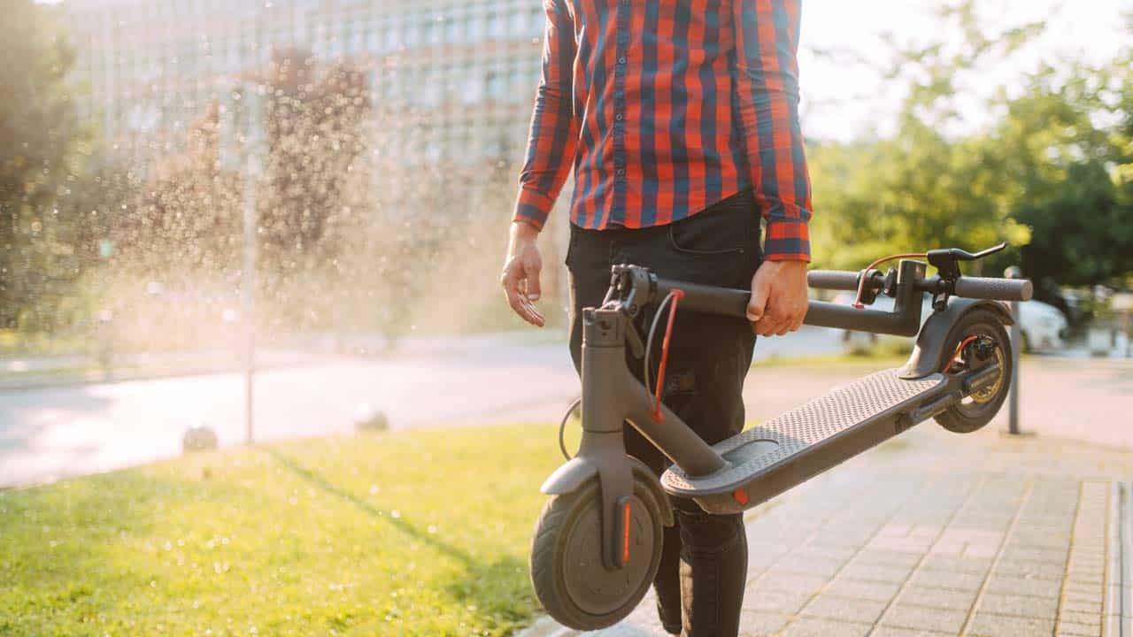 Keine E-Scooter mehr in U-Bahn, Tram und Bus