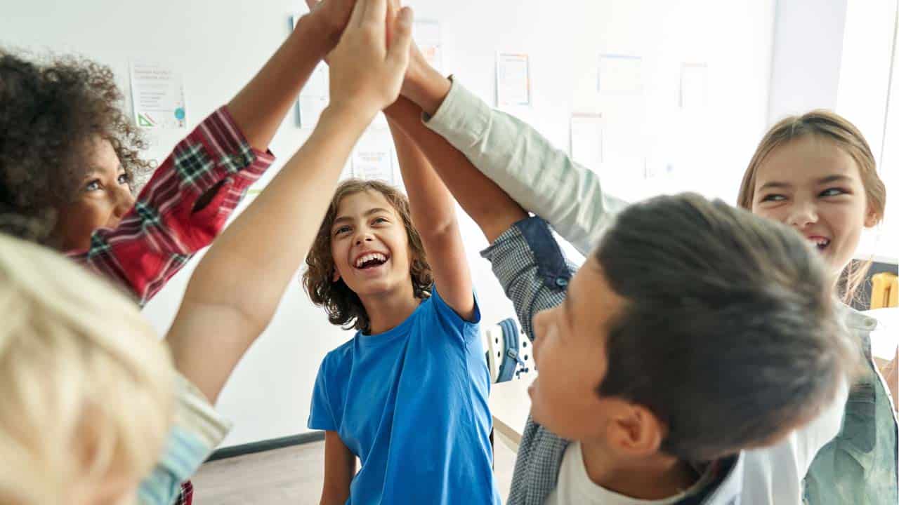 Mathe, Deutsch und Glück: Schulfach in Karlsfeld macht glücklich
