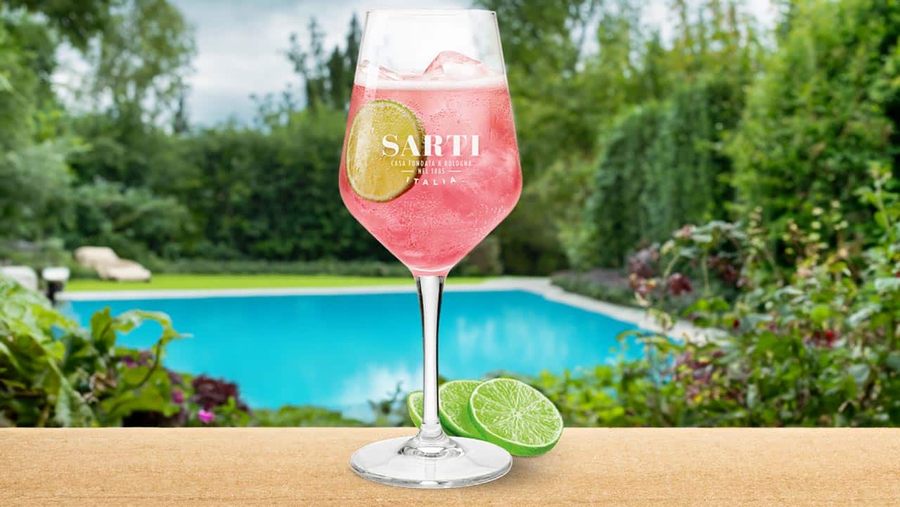 Trend-Drink des Sommers: Einfacher und super leckerer Sarti-Spritz