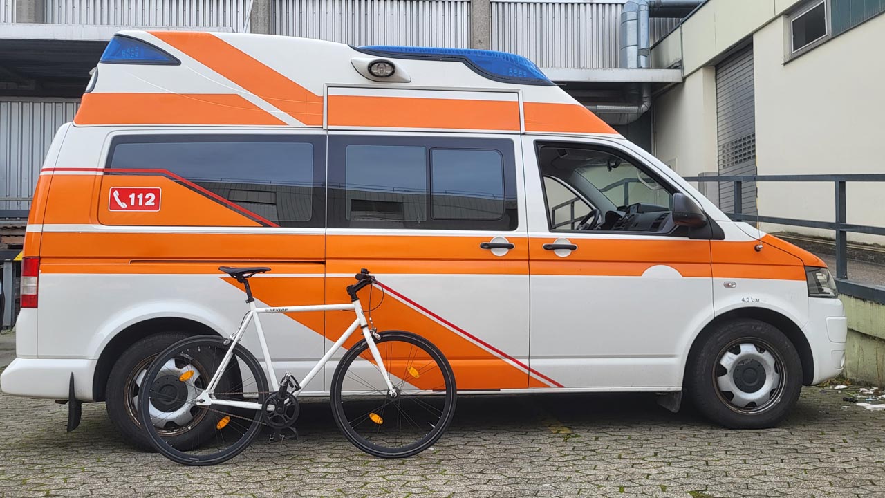Rettungswagen für die Ukraine: Radfahrer rufen zu Spende auf
