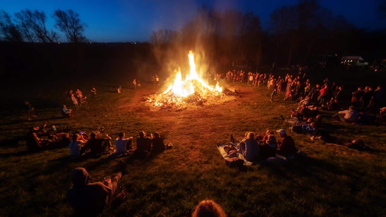 Sonnwendfeuer 2025 in München Stadt und Land