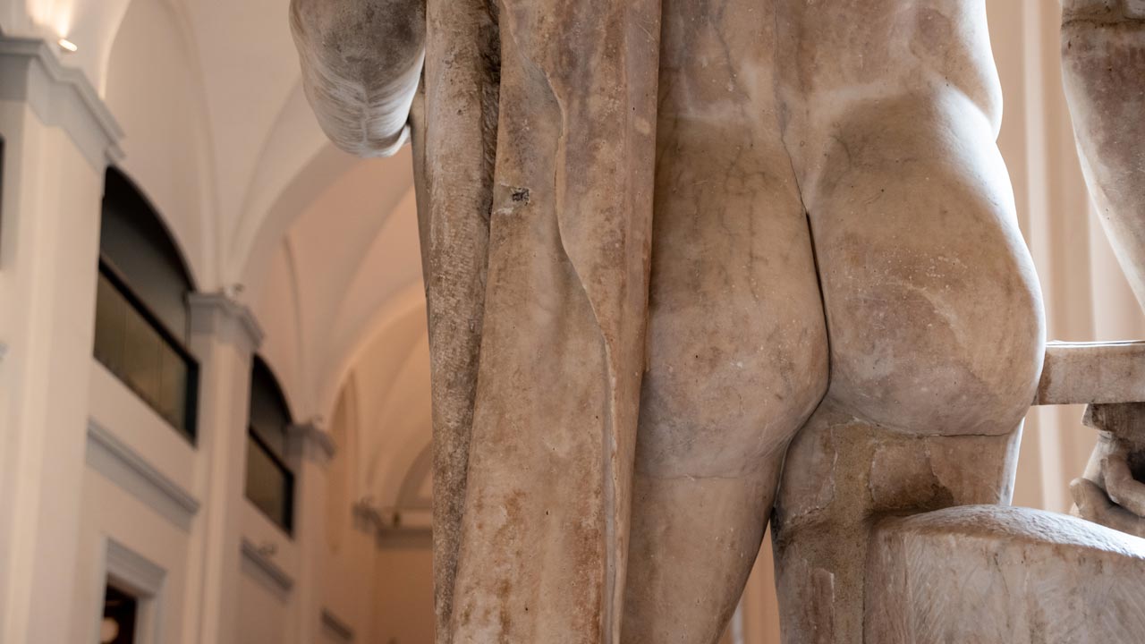 In diese neue Museumsausstellung kommst Du nur nackt