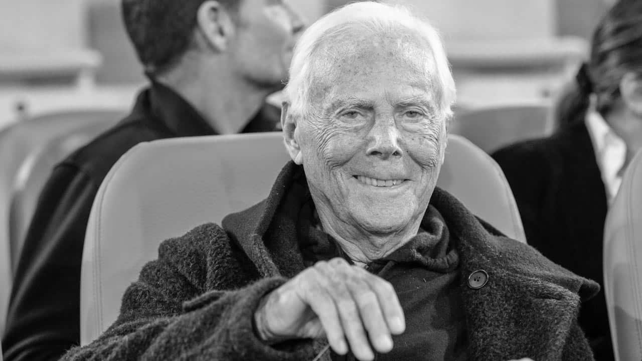 Italienischer Modedesigner Giorgio Armani ist verstorben