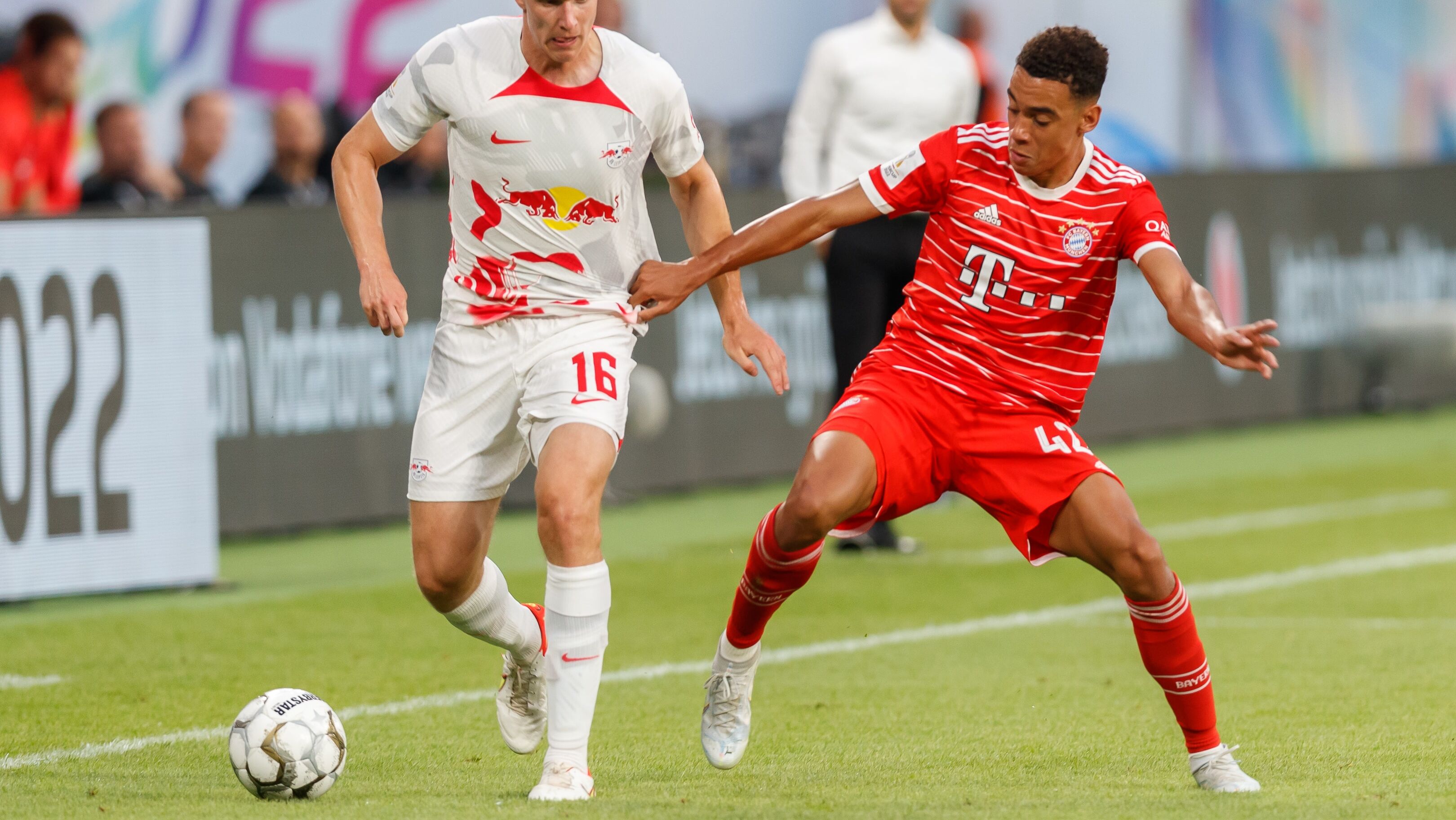 Bayern-Sieg in Heidenheim: Neue Sorgen um Jamal Musiala