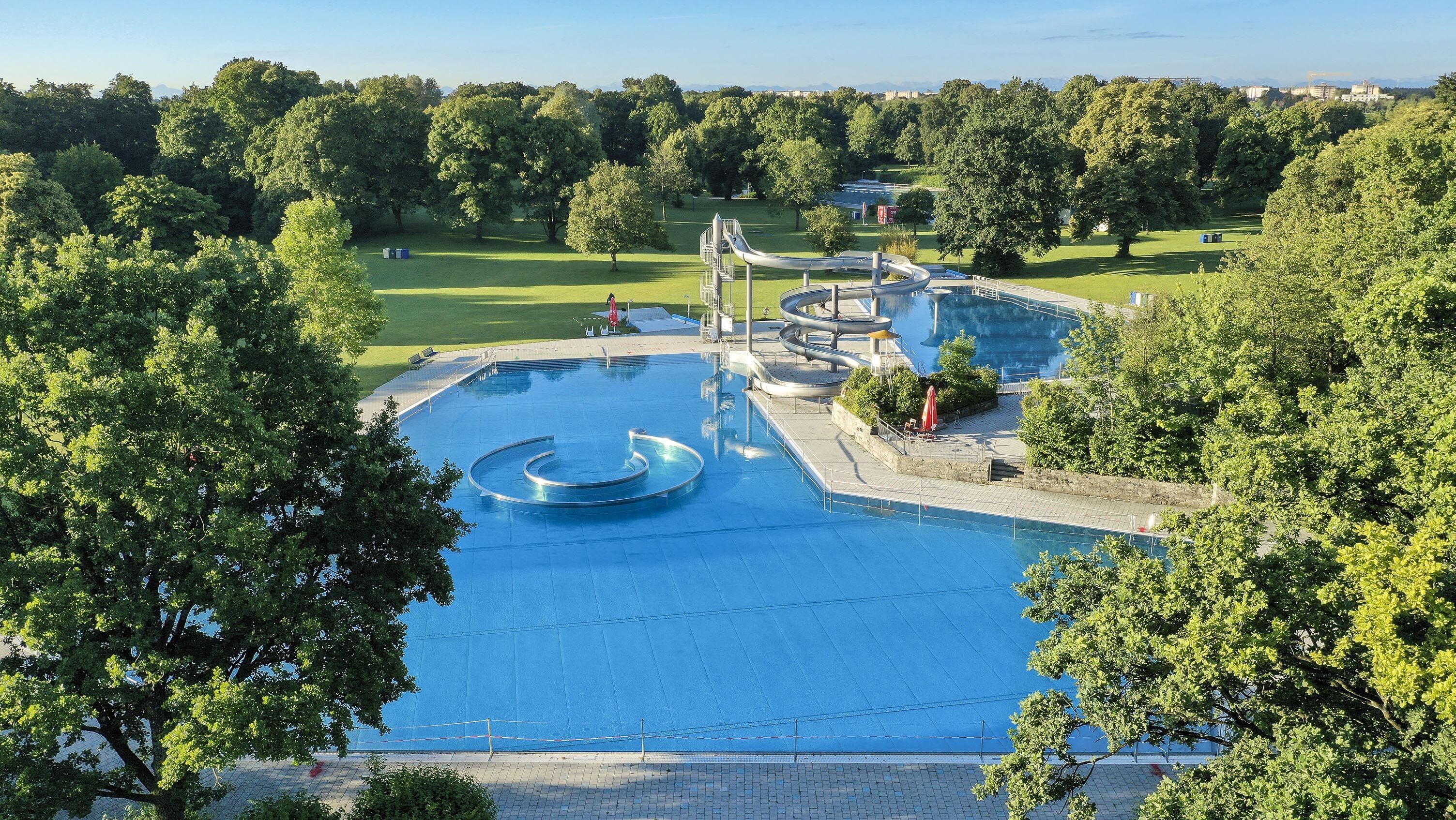 Gratis Ferienprogramm in Münchens Freibädern startet